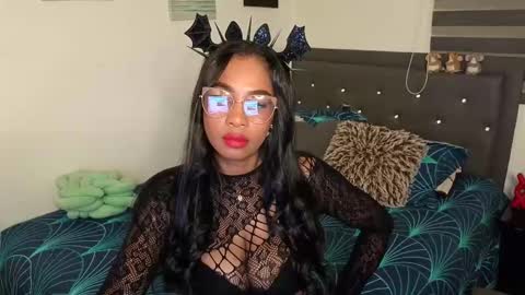 Zafira online show from 10/03/25, 12:51