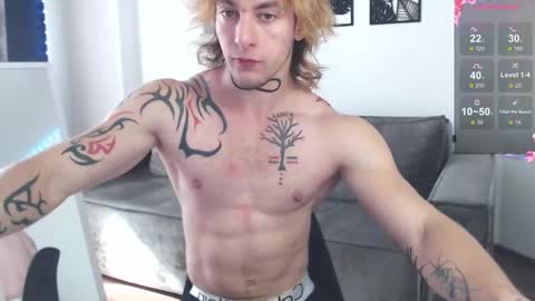 brendan__piks online show from 10/17/25, 09:12