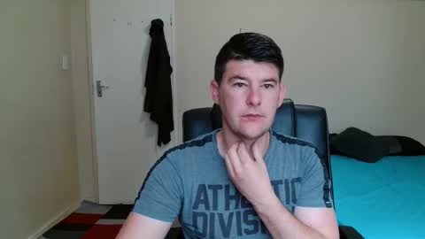 ask me lol online show from 11/10/25, 04:22