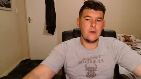 ask me lol online show from 03/31/26, 02:57