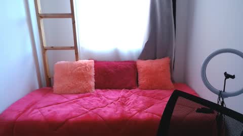 brendasantos_77 online show from 10/02/25, 02:02