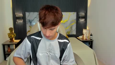 Esteban online show from 11/29/25, 03:09