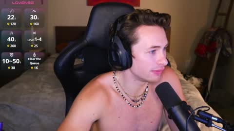 Snapshot of brentonverde chatting on 12/13/24, 10:02 brentonverde online show from 12/13/24, 10:02