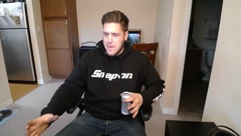 Snapshot of brettbwc89 chatting on 01/17/25, 10:34 brettbwc89 online show from 01/17/25, 10:34