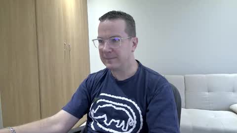 Brett online show from 11/18/25, 02:43