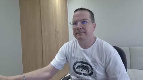 Brett online show from 12/20/25, 09:05