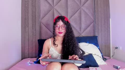 B R I A  online show from 02/07/25, 09:05