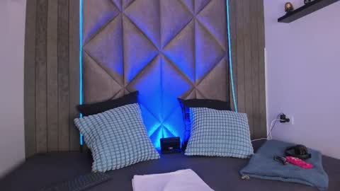 B R I A  online show from 09/23/25, 02:36