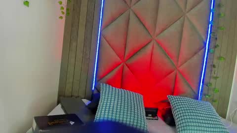 Snapshot of briaconner_ chatting on 05/21/26, 02:51 B R I A online show from 05/21/26, 02:51