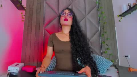 Snapshot of briaconner_ chatting on 06/06/26, 03:00 B R I A online show from 06/06/26, 03:00