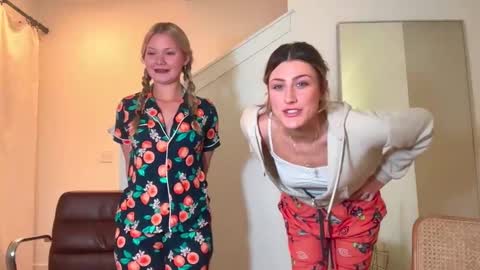 Brianna3 online show from 01/10/25, 04:44