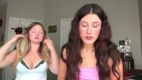 Brianna3 online show from 09/27/25, 08:03