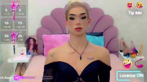 BRIANA online show from 09/19/25, 06:48