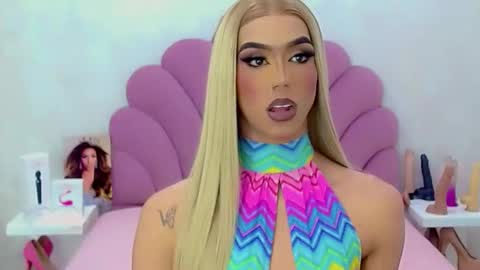 BRIANA online show from 02/15/26, 07:51