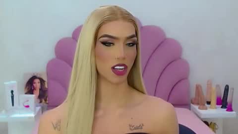 BRIANA online show from 02/22/26, 05:40