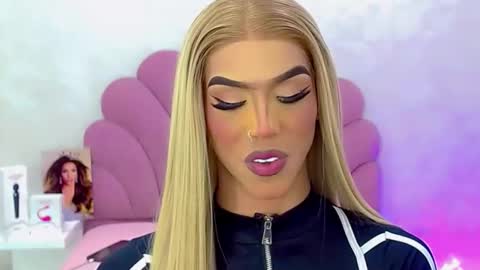 BRIANA online show from 02/28/26, 07:42