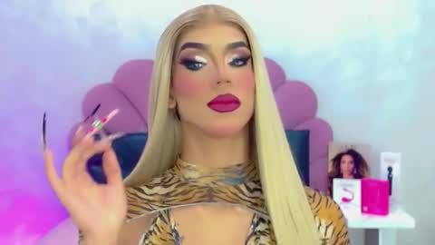 BRIANA online show from 04/12/26, 02:05