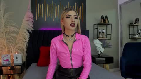 Snapshot of briana_white chatting on 02/13/25, 08:13 briana_white online show from 02/13/25, 08:13