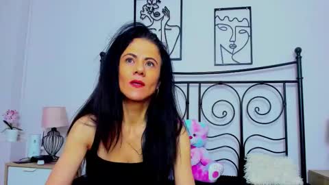 brianaflynt online show from 11/02/25, 08:22