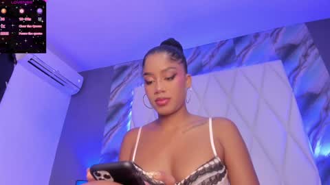 Snapshot of brianarichardson_ chatting on 01/25/25, 04:24 Briana online show from 01/25/25, 04:24