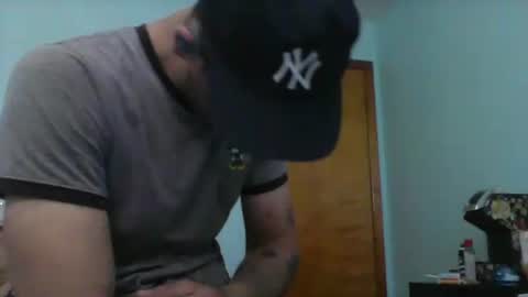 Snapshot of brianbarretta14 chatting on 05/17/26, 04:36 brianbarretta14 online show from 05/17/26, 04:36