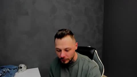 Brian online show from 02/10/25, 06:42