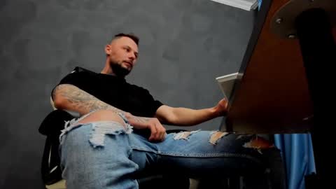 Brian online show from 02/12/25, 07:02