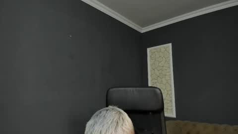 Brian online show from 12/19/25, 06:53