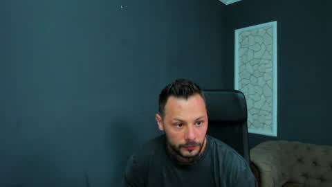 Snapshot of brianhunts chatting on 06/22/26, 04:42 Brian online show from 06/22/26, 04:42