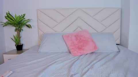   online show from 12/28/24, 02:21