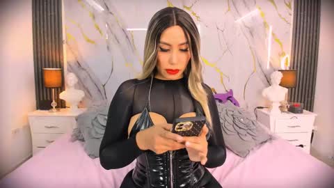 Snapshot of brianna_ortiz chatting on 03/01/25, 08:31 Brianna Ortiz online show from 03/01/25, 08:31