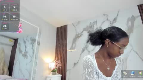 Brianna  online show from 09/17/25, 08:32