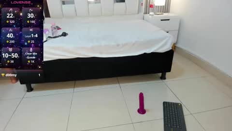 briannasweet_as online show from 11/28/25, 10:12