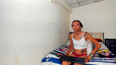 Snapshot of brianrossex chatting on 03/03/25, 04:03 BRIANROSS online show from 03/03/25, 04:03