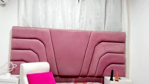 Snapshot of brianrossex chatting on 09/17/25, 02:46 BRIANROSS online show from 09/17/25, 02:46