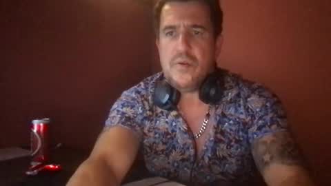 bricamaior16 online show from 10/02/25, 05:03