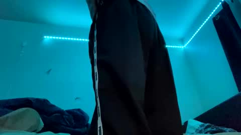 brick280446 online show from 02/11/26, 08:19