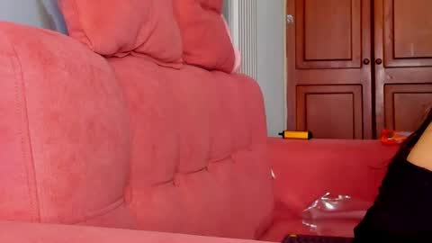    online show from 11/19/25, 12:05