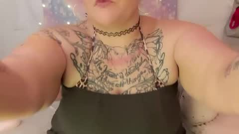 Snapshot of briebaby88 chatting on 07/25/26, 09:23 Leela Marie xo online show from 07/25/26, 09:23