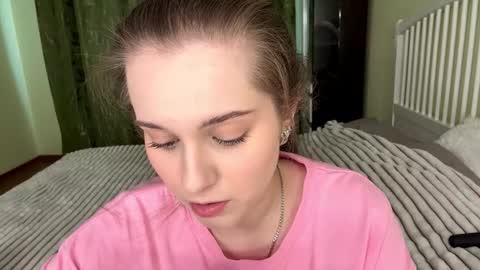 Snapshot of brielleroberts chatting on 03/31/26, 08:48 brielleroberts online show from 03/31/26, 08:48