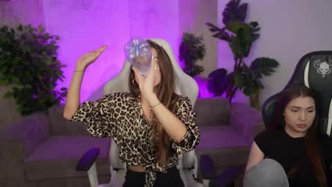 Diamonds Girls online show from 09/17/25, 12:07