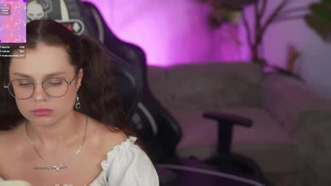 Diamonds Girls online show from 05/03/26, 02:45