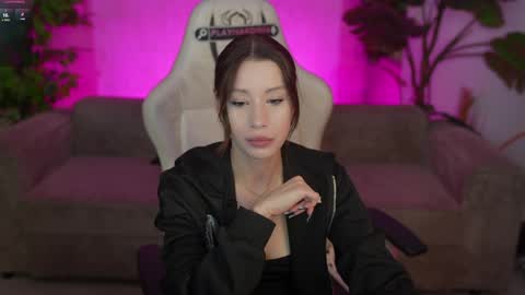Diamonds Girls online show from 05/26/26, 08:05