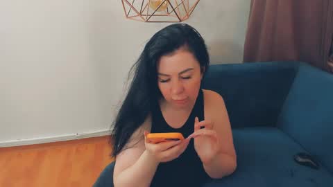 brilliantegirl_ online show from 04/04/26, 07:06