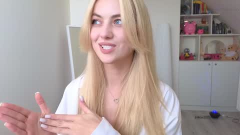 Vi. online show from 03/11/25, 11:12