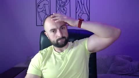 brindlefly69 online show from 12/03/25, 11:52