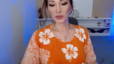 Snapshot of brinnababe_01 chatting on 01/04/25, 04:23 brinna online show from 01/04/25, 04:23