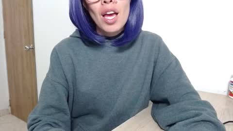 Snapshot of brisama chatting on 11/15/25, 12:19 brisama online show from 11/15/25, 12:19