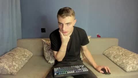 bristlebback online show from 09/20/25, 01:12