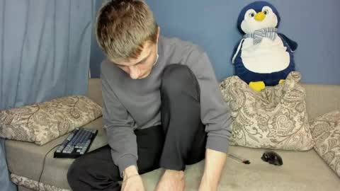 bristlebback online show from 04/15/26, 09:38